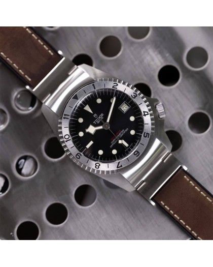 Orologio uomo Tudor Black Bay P01 M70150-0001